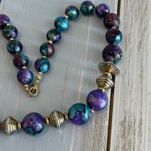 Beautiful Vintage Beaded Necklace w Gold Tone & Teal & Purple Swirl Beads